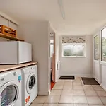 펜션 3 Bed In 95858 케직