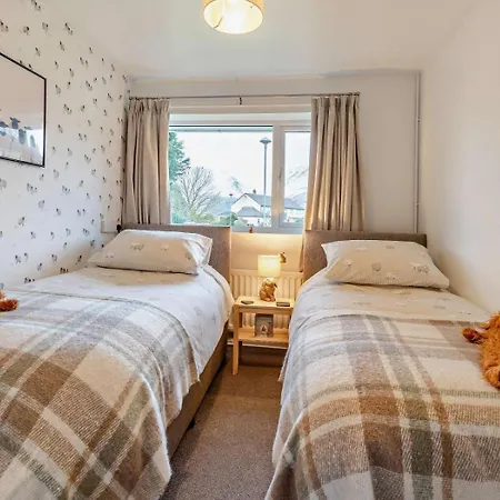 3 Bed In 95858 Nyaraló *