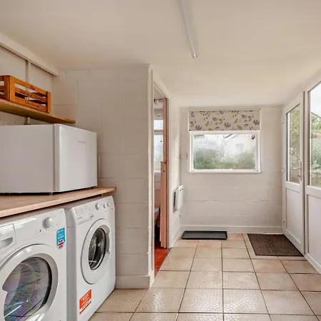 別荘 3 Bed In 95858 *